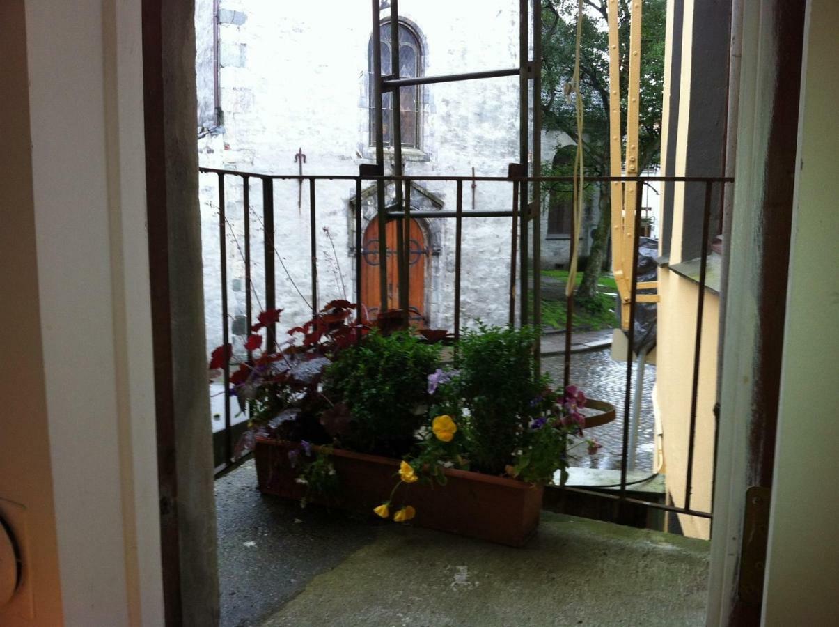 Central Location In The Heart Of Historic Bergen Exterior photo